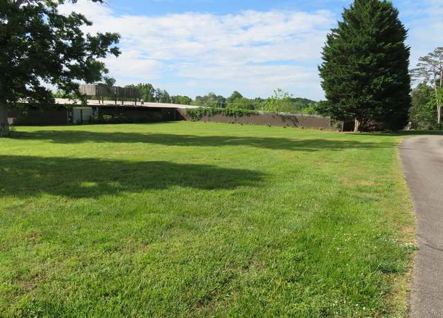 Property at 0-6 Music St S, Gretna, VA 24557