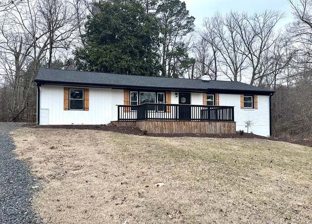 Property at 1665 Blair Loop Rd, Danville, VA 24541, 5 beds, 2 baths