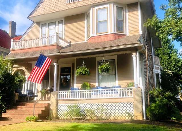 Property at 169 Holbrook Ave, Danville, VA 24541, 8 beds, 3 baths