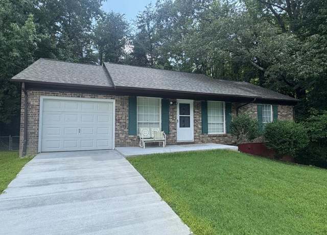 Property at 303 Robin Dr, Danville, VA 24541, 4 beds, 1.5 baths