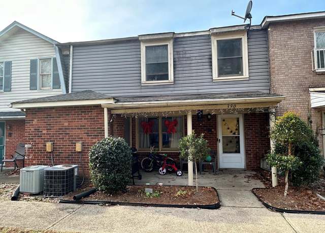 Property at 390 Seminole Trl, Danville, VA 24540, 2 beds, 1.5 baths