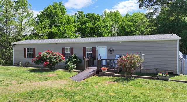 Photo of 949 Chaneys Store Rd, Ringgold, VA 24586