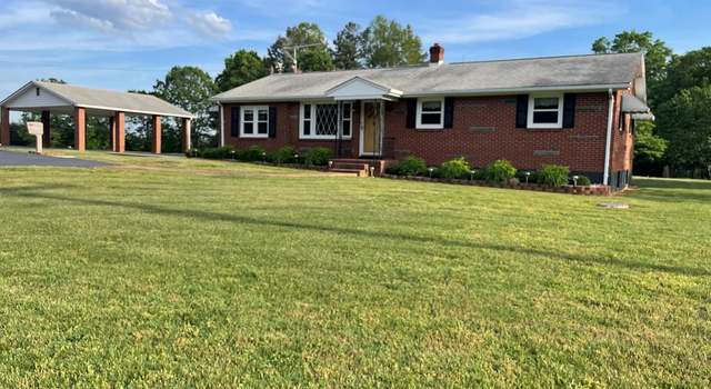 Photo of 4620 E Gretna Rd, Gretna, VA 24557