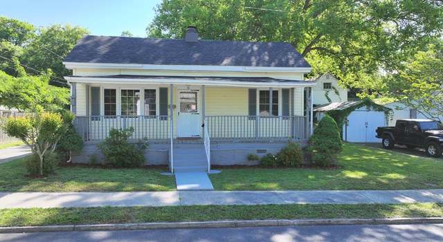 Photo of 73 Fairfield Ave, Danville, VA 24541