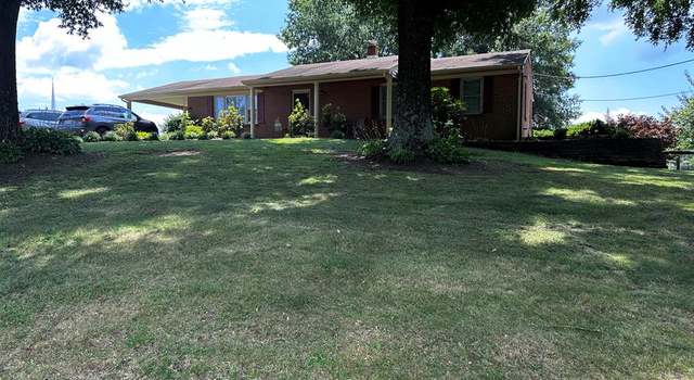 Photo of 2819 Blairmont Dr, Danville, VA 24540