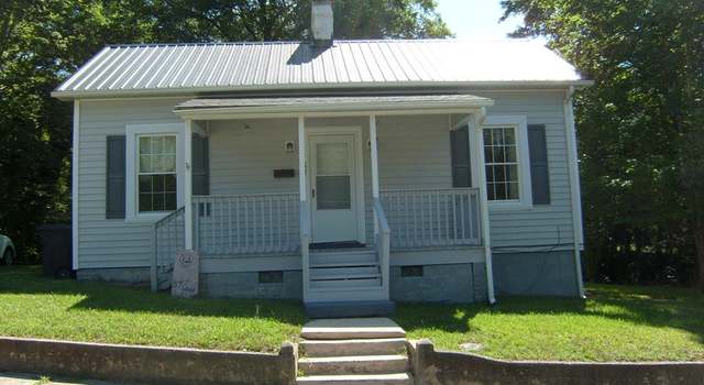 Photo of 57 Fairfield Ave, Danville, VA 24541