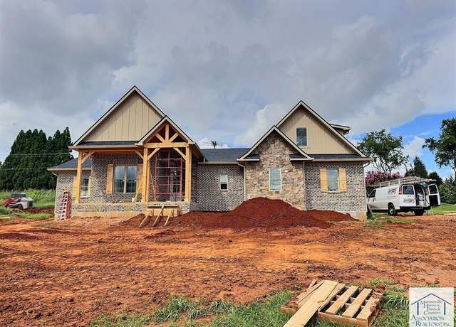 Property at 118 Beckford Way, Martinsville, VA 24112, 4 beds, 3.5 baths