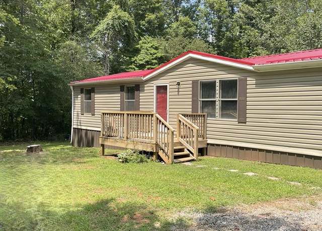 Property at 690 Spencer Preston Rd, Martinsville, VA 24112, 3 beds, 2 baths