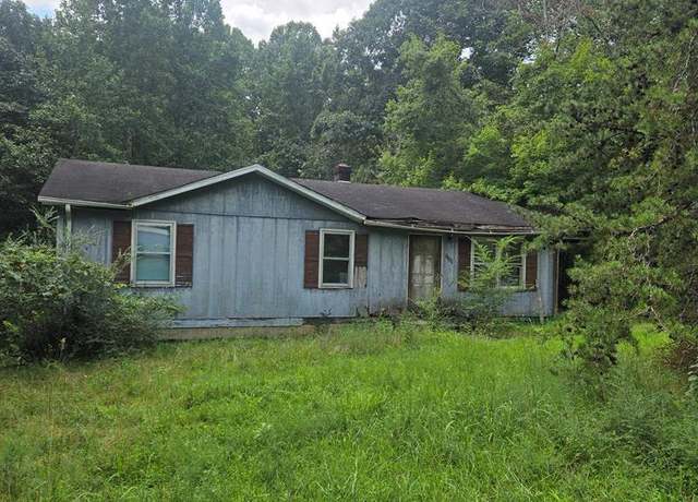 Property at 2358 Irisburg Rd, Axton, VA 24054, 3 beds, 1.5 baths