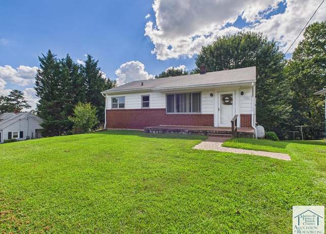 Property at 1026 Owens Rd, Martinsville, VA 24112, 3 beds, 1 bath