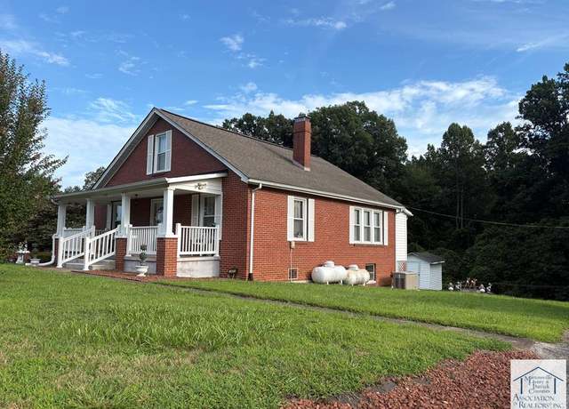 Property at 1013 Hodges Farm Rd, Martinsville, VA 24112, 3 beds, 1 bath