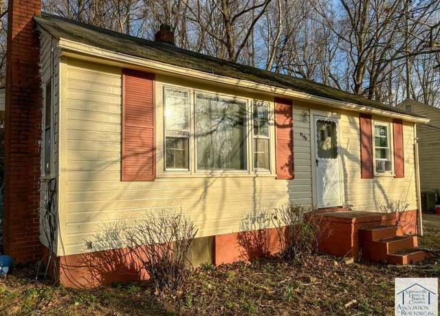 Property at 1109 Burchland Dr, Martinsville, VA 24112, 2 beds, 1 bath