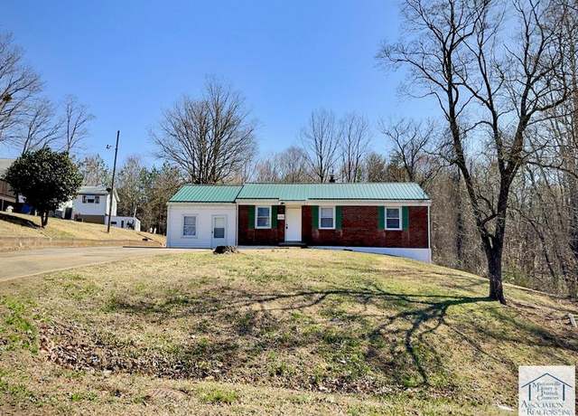 Property at 3250 Sunset Rd, Collinsville, VA 24078, 4 beds, 2 baths