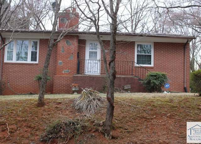 Property at 404 First St, Martinsville, VA 24112, 3 beds, 1 bath