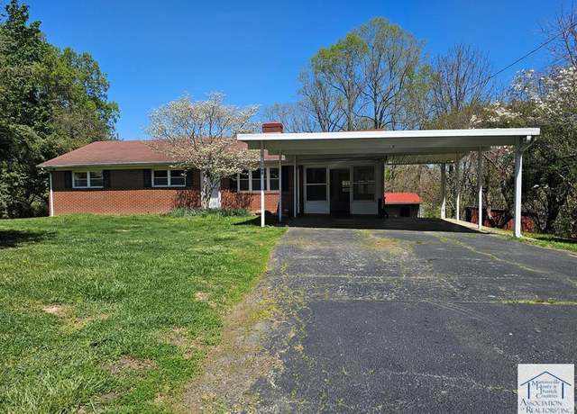 Property at 1188 Dyers Store Rd, Martinsville, VA 24112, 3 beds, 1 bath