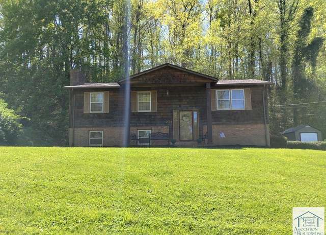 Property at 259 Williams St, Collinsville, VA 24078, 4 beds, 2 baths
