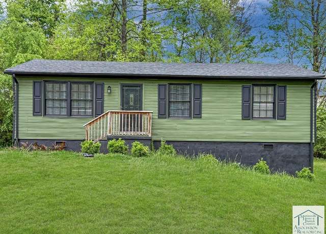 Property at 110 Valentine Ct, Martinsville, VA 24112, 3 beds, 1 bath