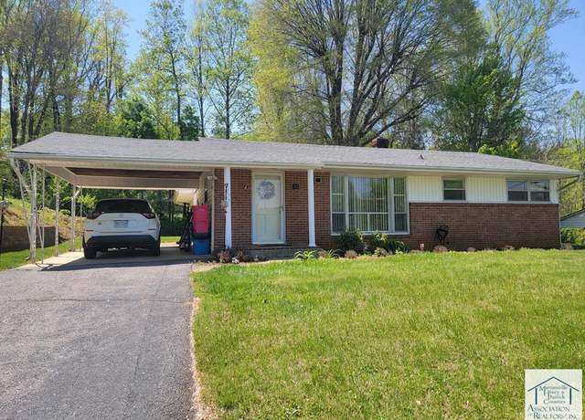Property at 55 James St, Collinsville, VA 24078, 3 beds, 1 bath
