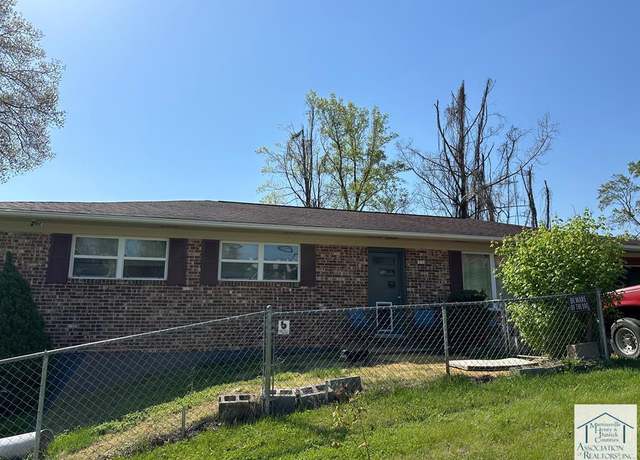 Property at 60 Hill & Dale Rd, Martinsville, VA 24112, 3 beds, 2.5 baths