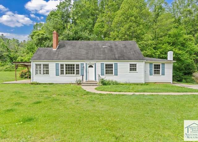 Property at 219 Original Henry Rd, Bassett, VA 24055, 3 beds, 2 baths