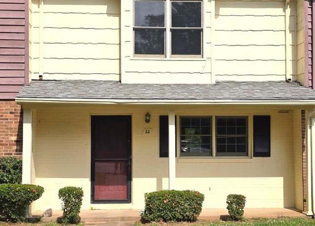 Property at 935 Blankenship Rd #22, Martinsville, VA 24112, 2 beds, 1.5 baths