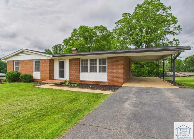 Property at 200 Blue Ridge Ln, Ridgeway, VA 24148, 2 beds, 2 baths