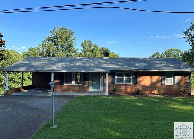 Property at 1220 Blue Ridge Yacht Club Rd, Bassett, VA 24055, 3 beds, 2 baths