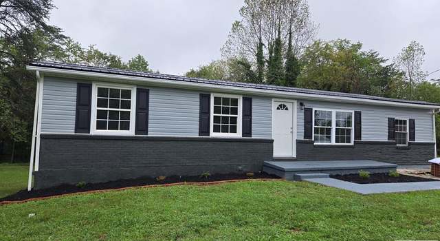 Photo of 171 Cordover Dr, Martinsville, VA 24112