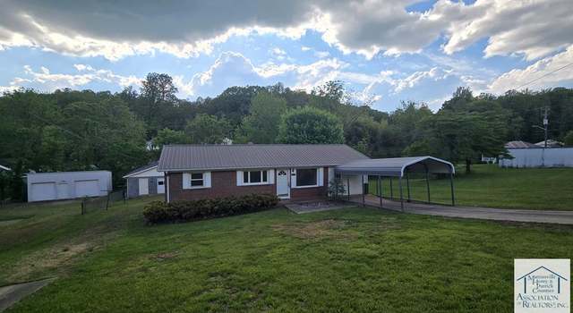 Photo of 34 Brook Ct, Fieldale, VA 24089