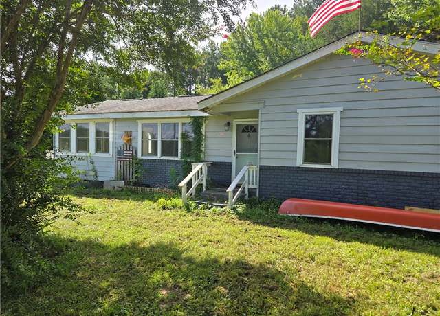 Property at 1965 Goodluck Rd, Lancaster, VA 22503, 3 beds, 1 bath