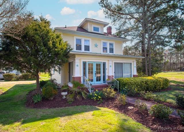 Property at 2101 New Point Comfort Hwy, Mathews, VA 23109, 3 beds, 2 baths