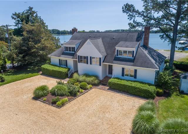 Property at 1032 Fishing Bay Rd, Deltaville, VA 23043, 2 beds, 2 baths