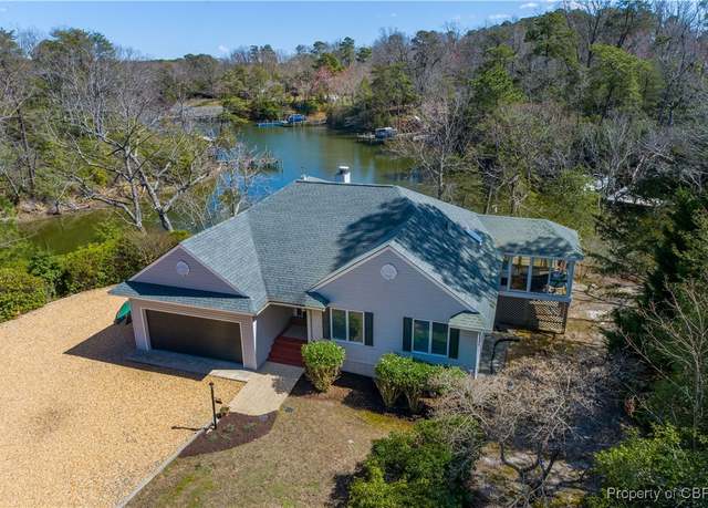 Property at 215 Laurel Cove Rd, Deltaville, VA 23043, 3 beds, 2.5 baths