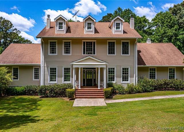 Property at 673 Nugent Ln, Weems, VA 22576, 4 beds, 5 baths