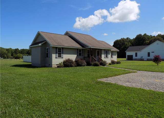 Property at 702 Old Glebe Pt Rd, Burgess, VA 22432, 3 beds, 2 baths