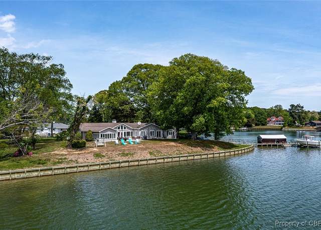 Property at 322 Lucom Point Road Dr, Reedville, VA 22539, 3 beds, 3 baths