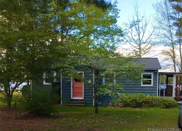 Property at 6423 Holly Trail Trl, Gloucester, VA 23061, 2 beds, 2 baths