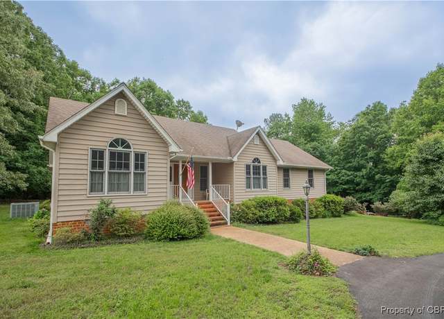 Property at 1851 Desha Rd, Tappahannock, VA 22560, 3 beds, 2 baths