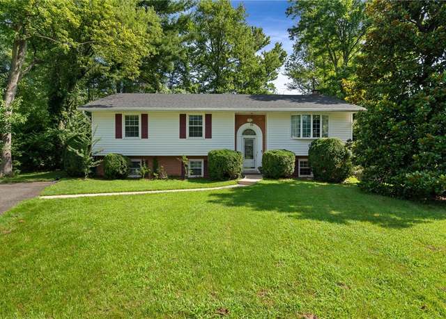 Property at 8502 Woodbine Ln, Annandale, VA 22003, 5 beds, 3 baths