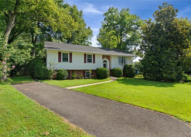 Property at 8502 Woodbine Ln, Annandale, VA 22003, 5 beds, 3 baths