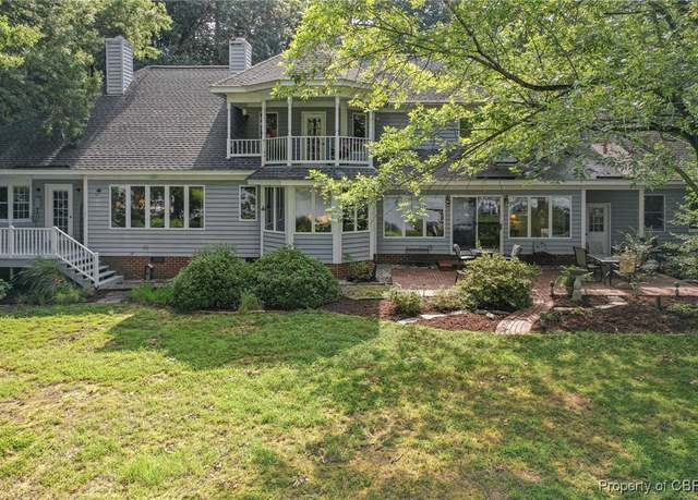 Property at 226 Crowder Point Dr, Reedville, VA 22539, 3 beds, 3.5 baths