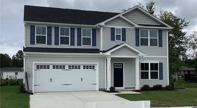 Photo of 318 Pointers Dr, West Point, VA 23181