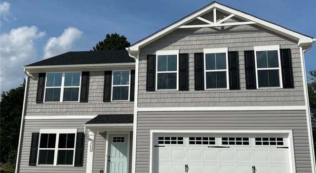 Photo of 302 Pointers Dr, West Point, VA 23181