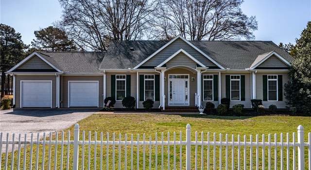 Photo of 321 Fairway Dr, Kilmarnock, VA 22482
