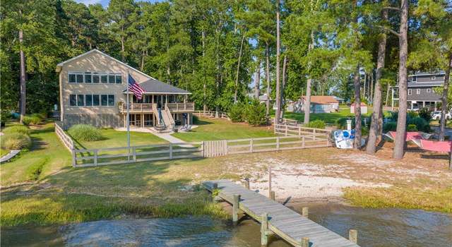 Photo of 11 Franklin St, Deltaville, VA 23043
