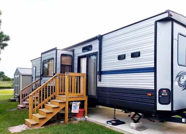 Property at 2368 Bay East Dr, Chincoteague, VA 23336, 1 bed, 1 bath