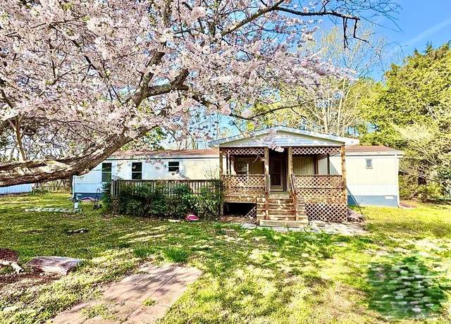 Property at 33255 Evergreen Dr, New Church, VA 23415, 3 beds, 2 baths
