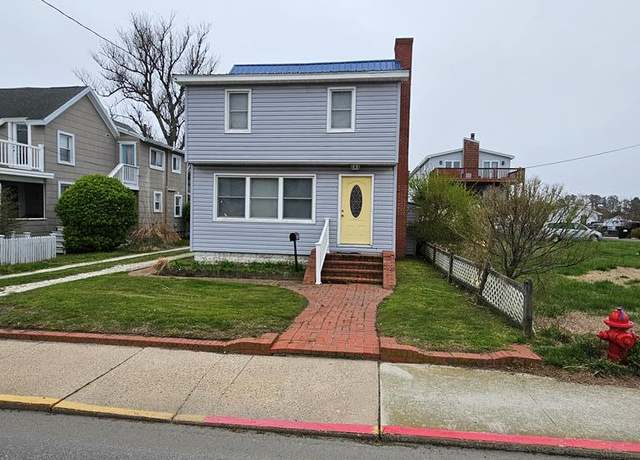 Property at 3482 Main St, Chincoteague, VA 23336, 3 beds, 2 baths