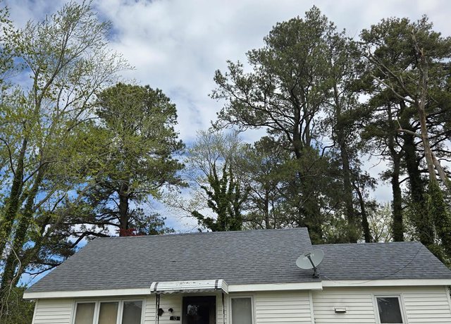 Property at 13 Bundick St, Onancock, VA 23417, 2 beds, 1 bath
