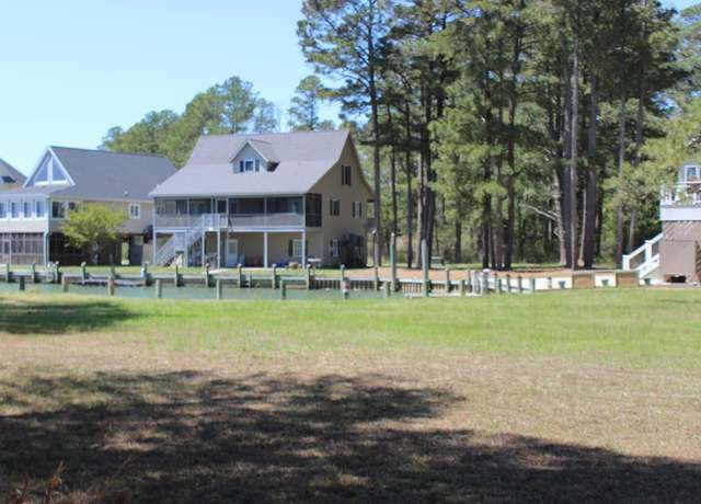Property at 800 Castaway Dr #800, Greenbackville, VA 23356